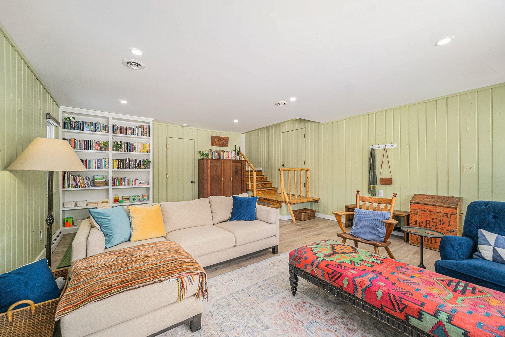 629 North Main Street Chelsea, MI 48118 - Photo 15 of 29 021_file_3562