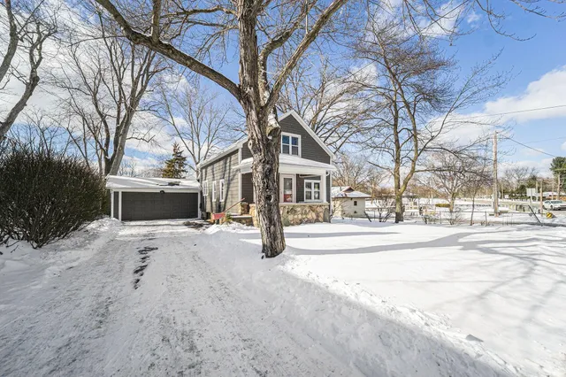 $310,000 | 629 North Main Street, Chelsea, MI 48118