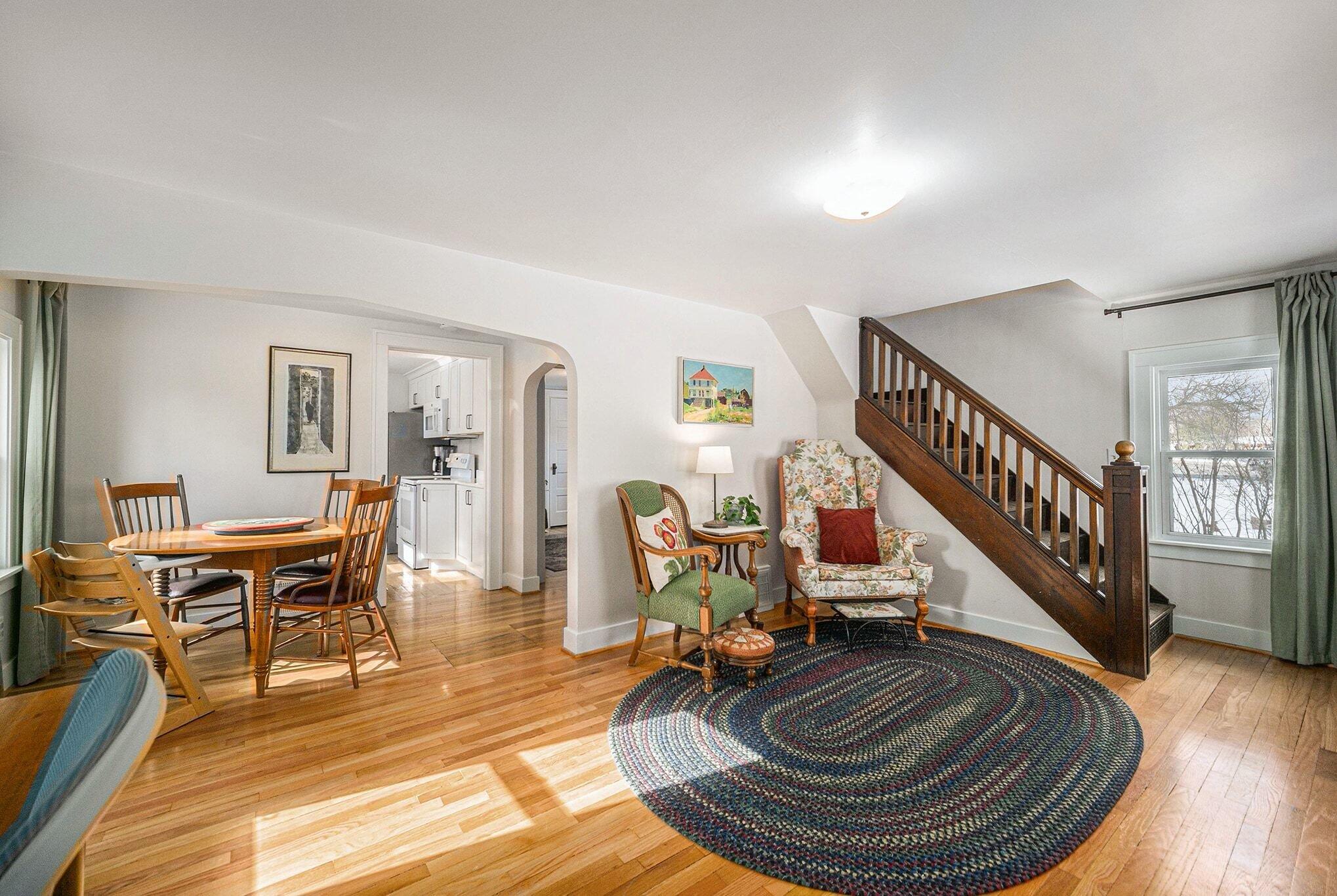 629 North Main Street Chelsea, MI 48118 - Photo 6 of 29 007_file_5984