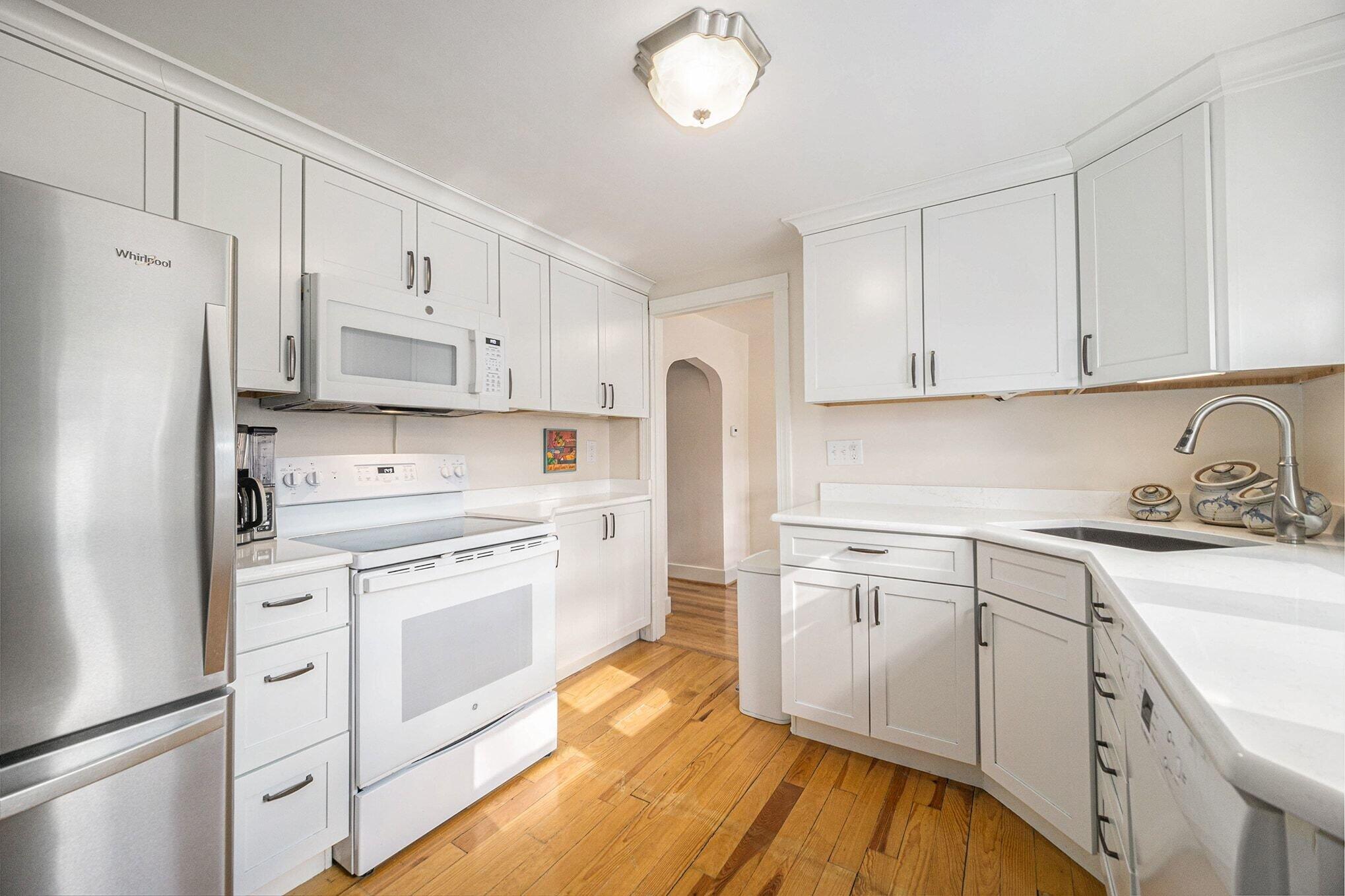 629 North Main Street Chelsea, MI 48118 - Photo 9 of 29 010_file_5584