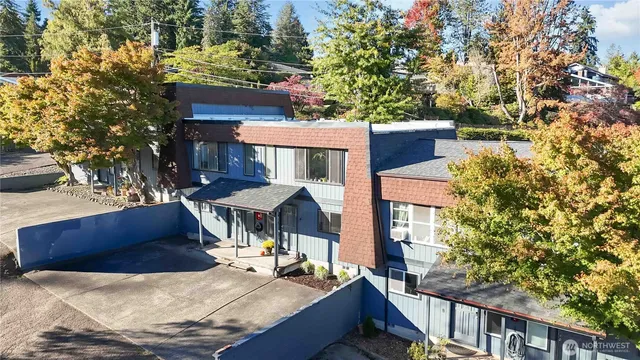 $220,000 | 105 James Street, Unit 4, Longview, WA 98632