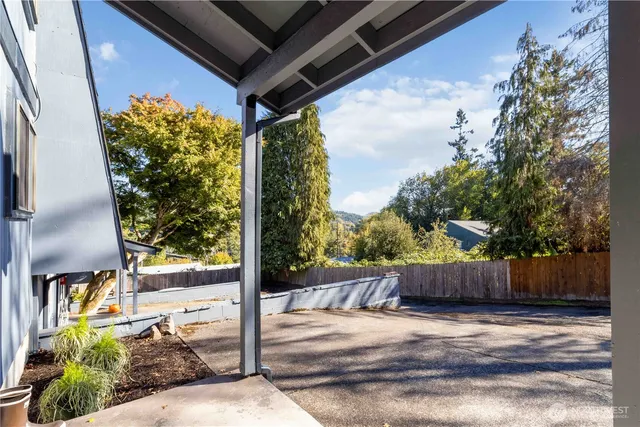 $220,000 | 105 James Street, Unit 4, Longview, WA 98632