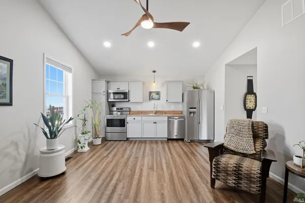 $300,000 | 1415 East Morrison Street, Unit A/B, Frankfort, IN 46041