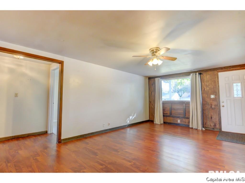 3225 Mars Avenue Springfield, IL 62707 - Photo 14 of 32