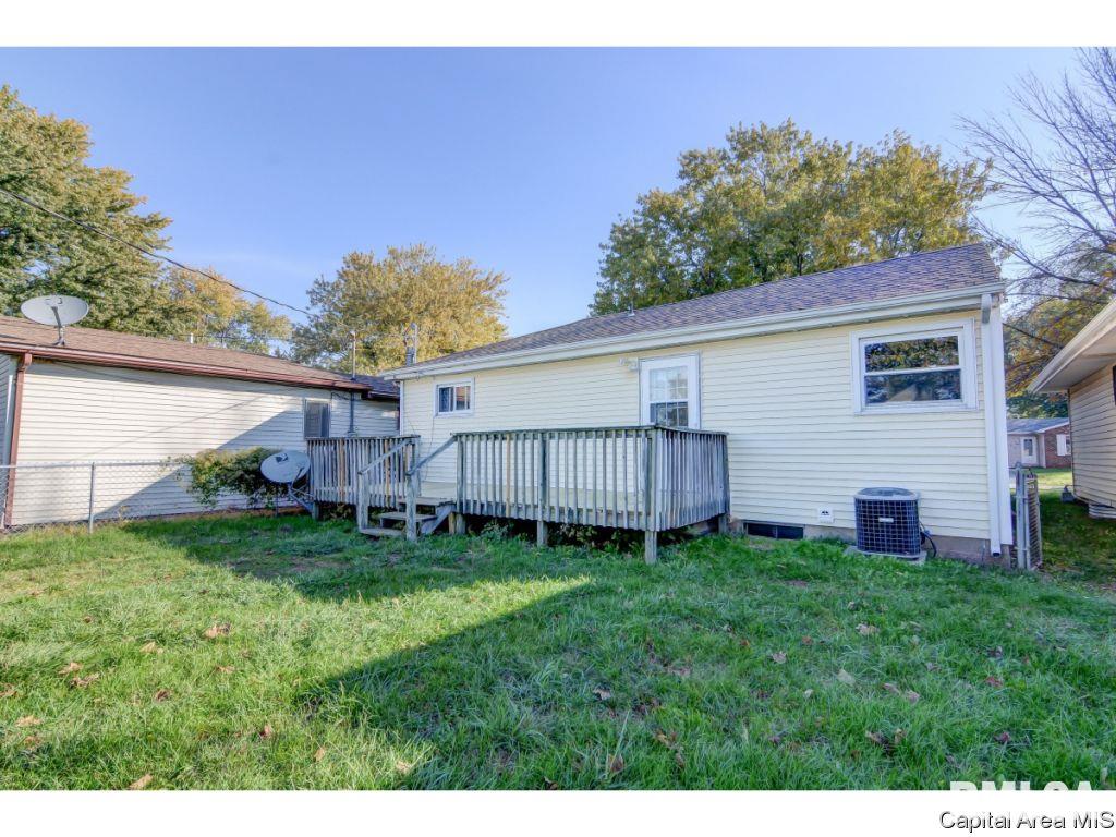 3225 Mars Avenue Springfield, IL 62707 - Photo 25 of 32