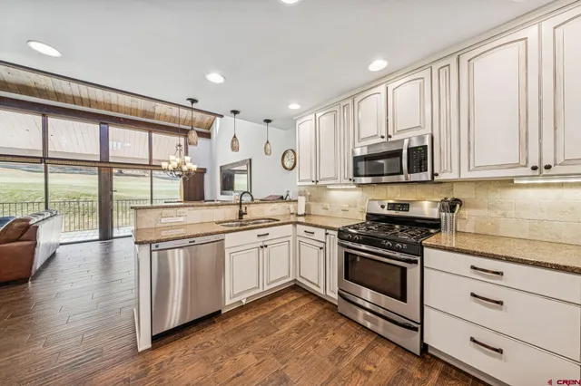 $899,000 | 365 Tamarron Drive, Unit 792/793, Durango, CO 81301
