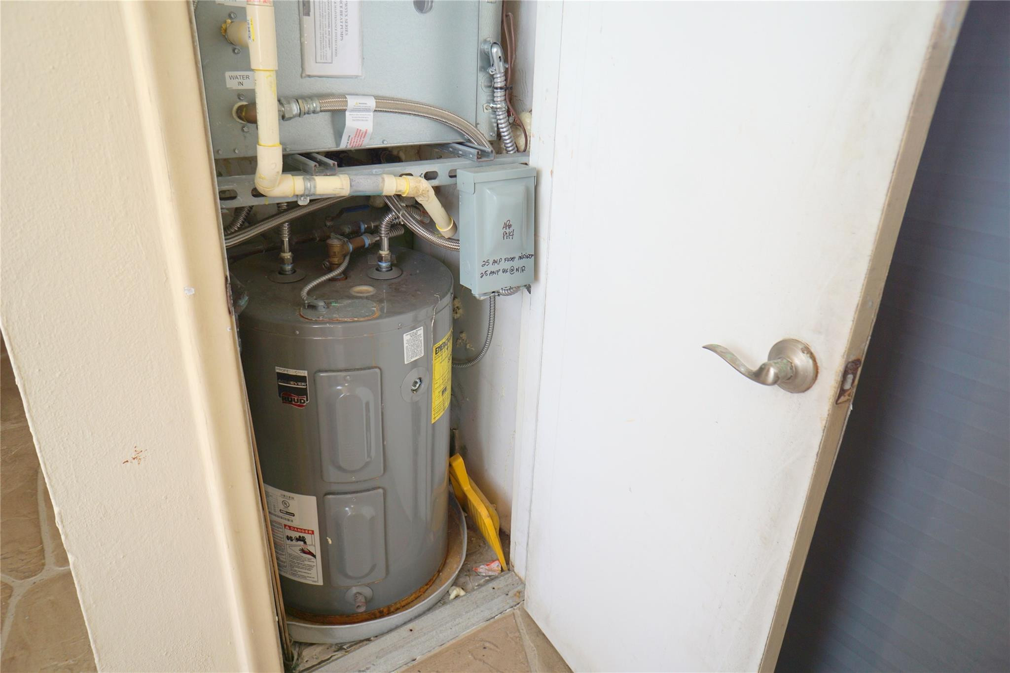 303 North Riverside Drive, Unit PH4 Pompano Beach, FL 33062 - Photo 26 of 52 a utility room with dryer and washer
