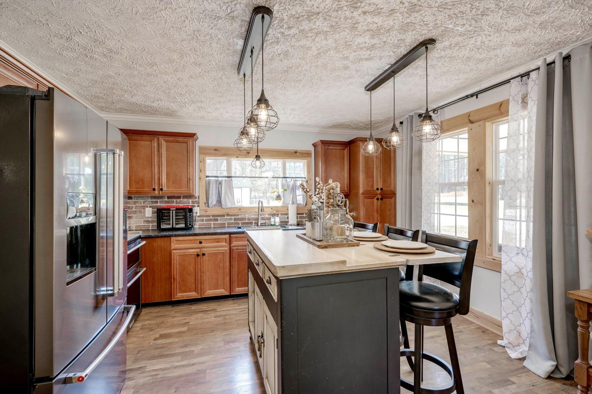 1576 Lewis Crook Road Lincolnton, GA 30817 - Photo 10 of 32 kitchen