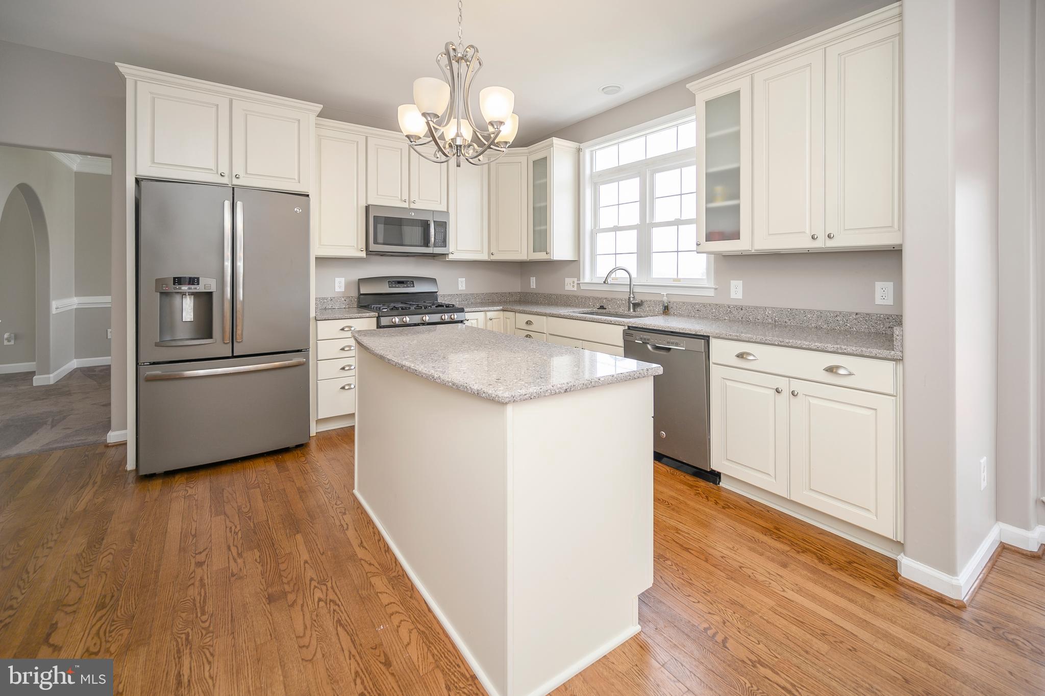 6126 Marineview Road King George, VA 22485 - Photo 4 of 50 Beautifully updated Kitchen