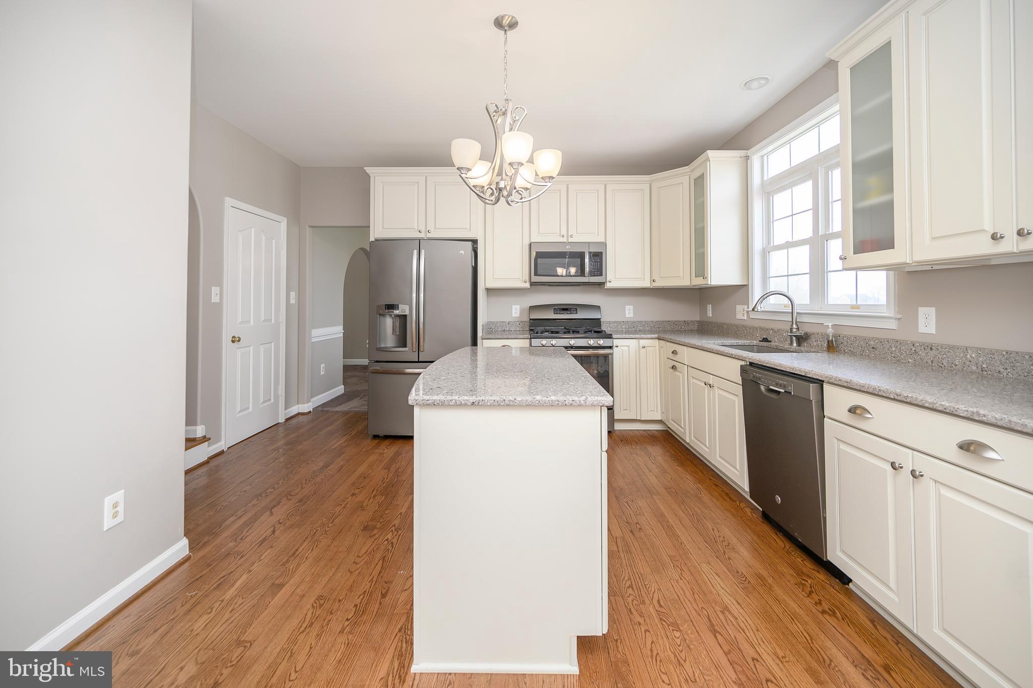 6126 Marineview Road King George, VA 22485 - Photo 5 of 50 Spacious Island