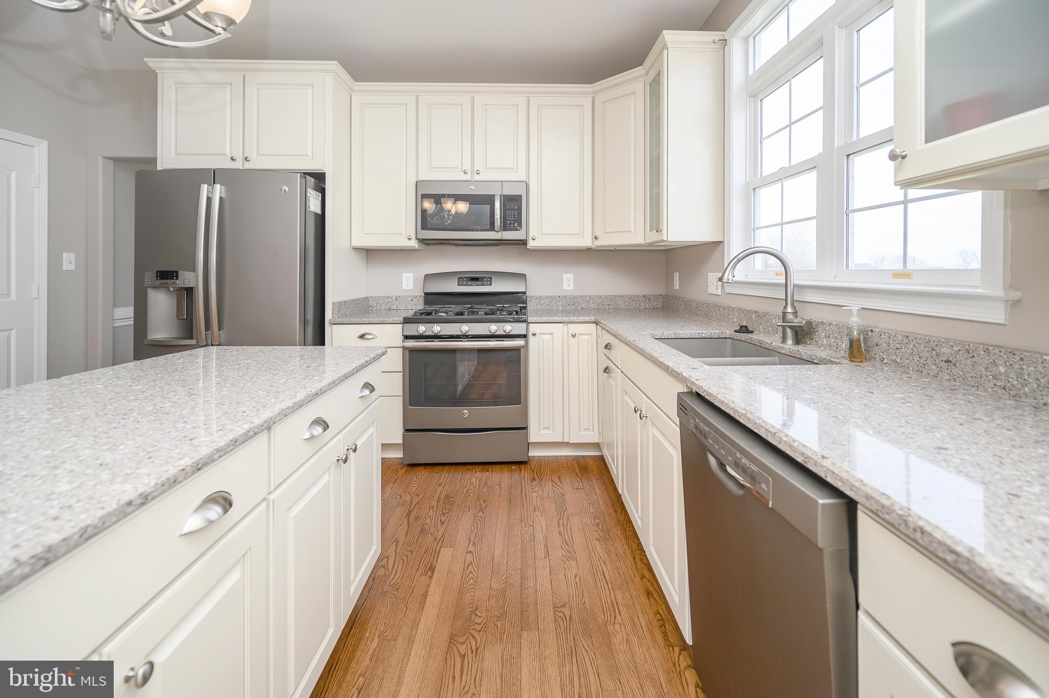 6126 Marineview Road King George, VA 22485 - Photo 6 of 50 Quartz Counter-Tops