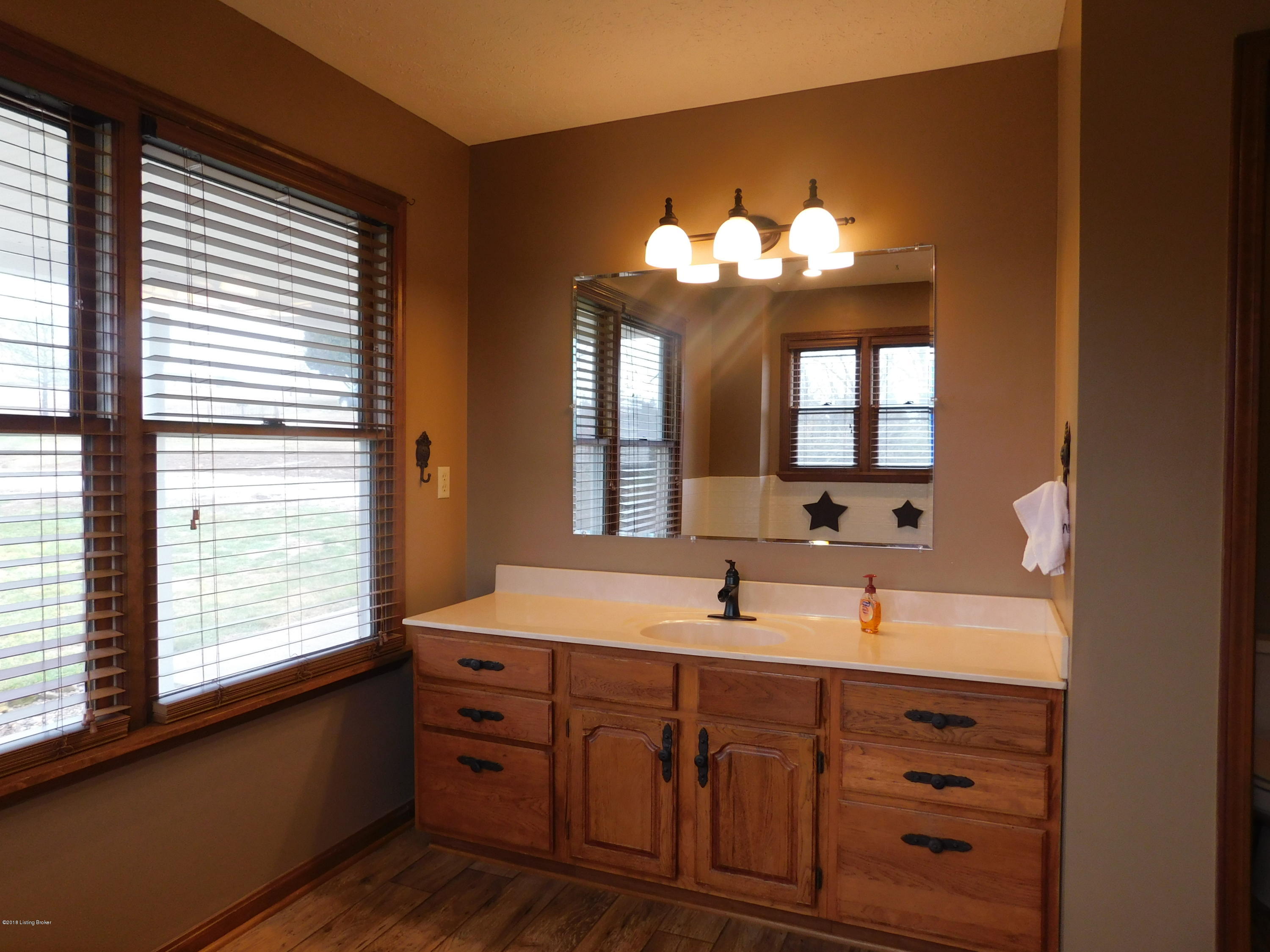 380 Dave Coffey Road Leitchfield, KY 42754 - Photo 10 of 27 DSCN0046