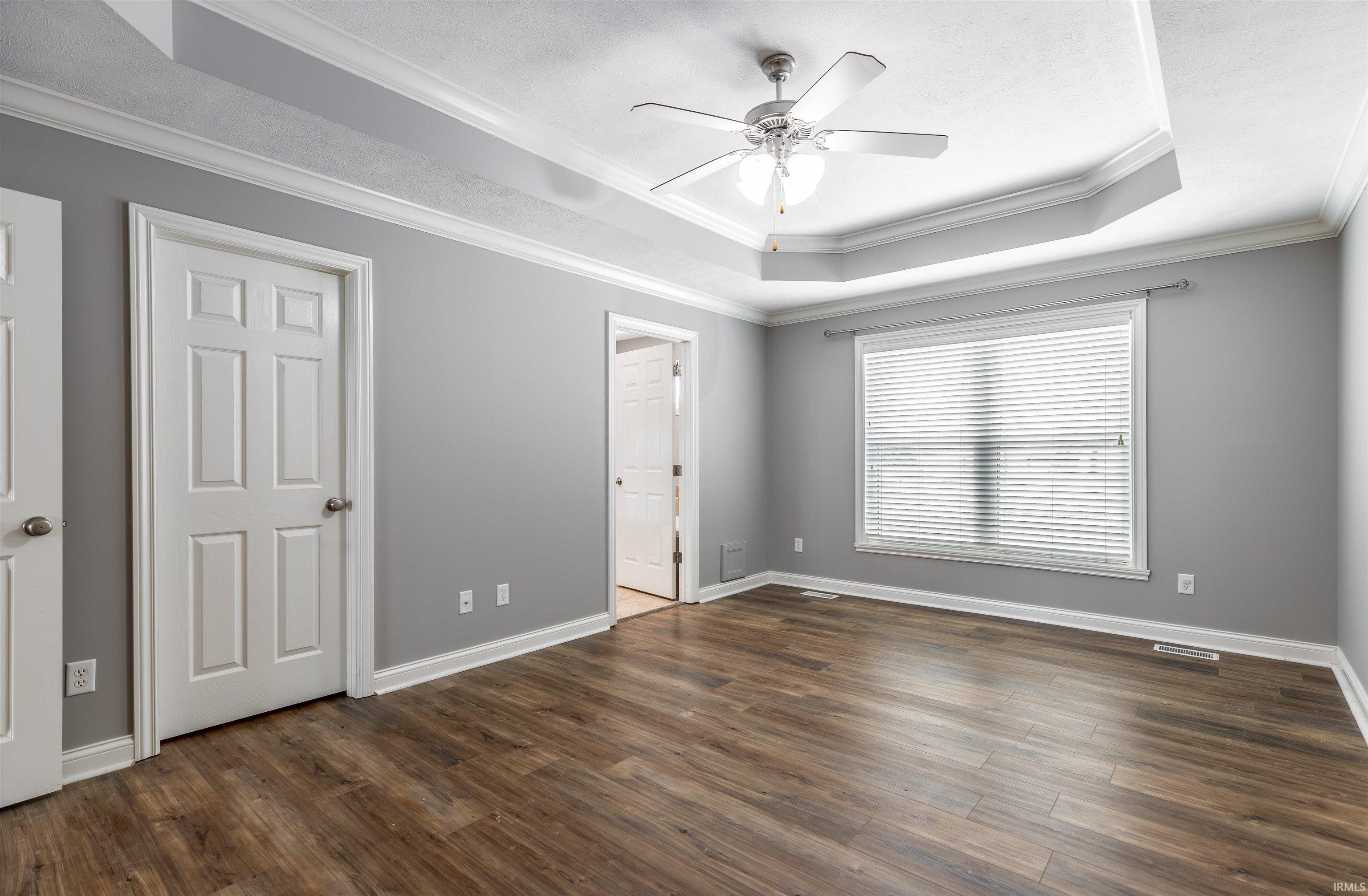 4318 Huntington Ridge Circle Newburgh, IN 47630 - Photo 15 of 36