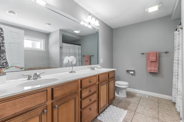 $449,900 | 4318 Huntington Ridge Circle, Newburgh, IN 47630