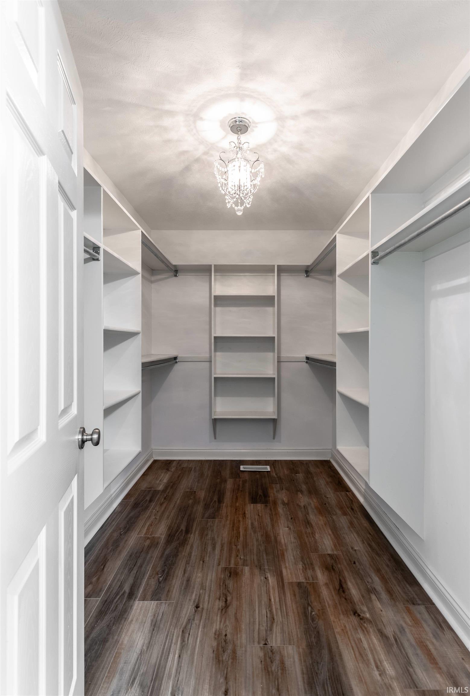 4318 Huntington Ridge Circle Newburgh, IN 47630 - Photo 18 of 36