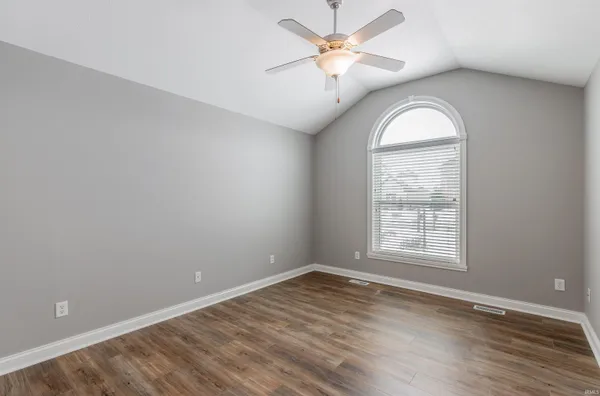 $449,900 | 4318 Huntington Ridge Circle, Newburgh, IN 47630