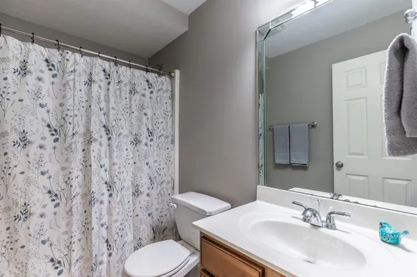 $449,900 | 4318 Huntington Ridge Circle, Newburgh, IN 47630