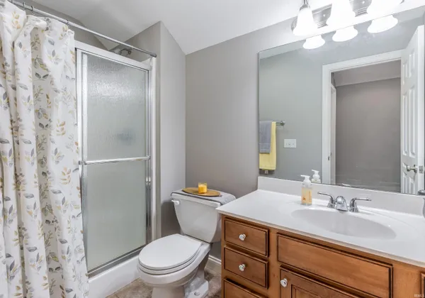 $449,900 | 4318 Huntington Ridge Circle, Newburgh, IN 47630