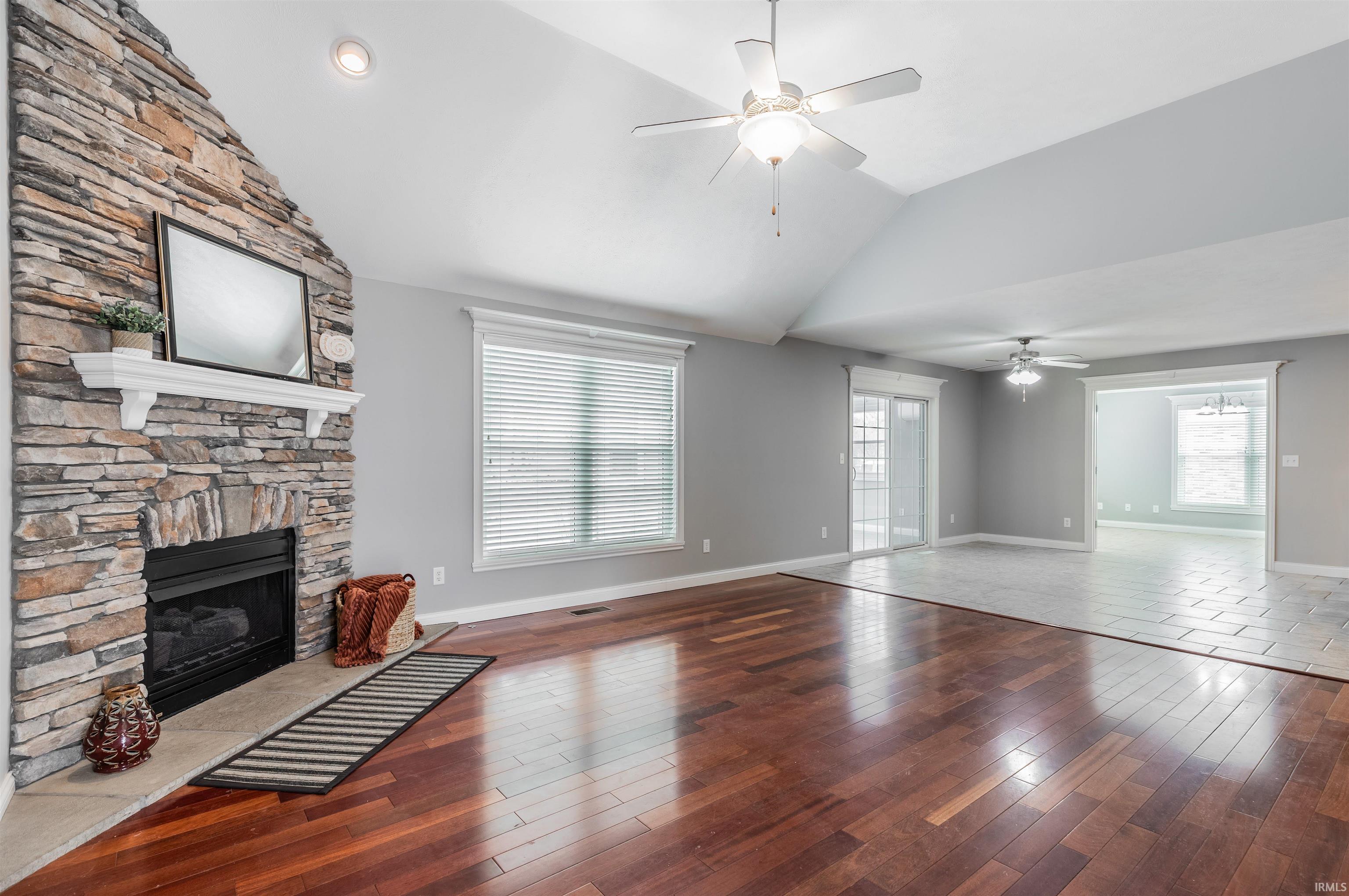 4318 Huntington Ridge Circle Newburgh, IN 47630 - Photo 3 of 36