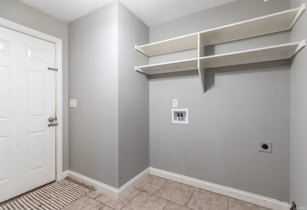 $449,900 | 4318 Huntington Ridge Circle, Newburgh, IN 47630