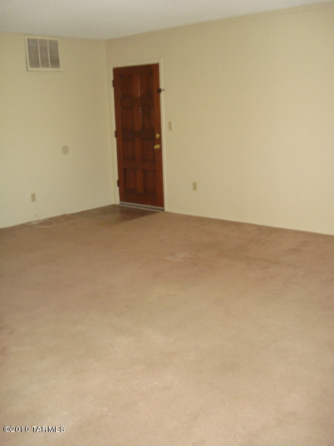 810 South Kolb Road, Unit 60 Tucson, AZ 85710 - Photo 8 of 8