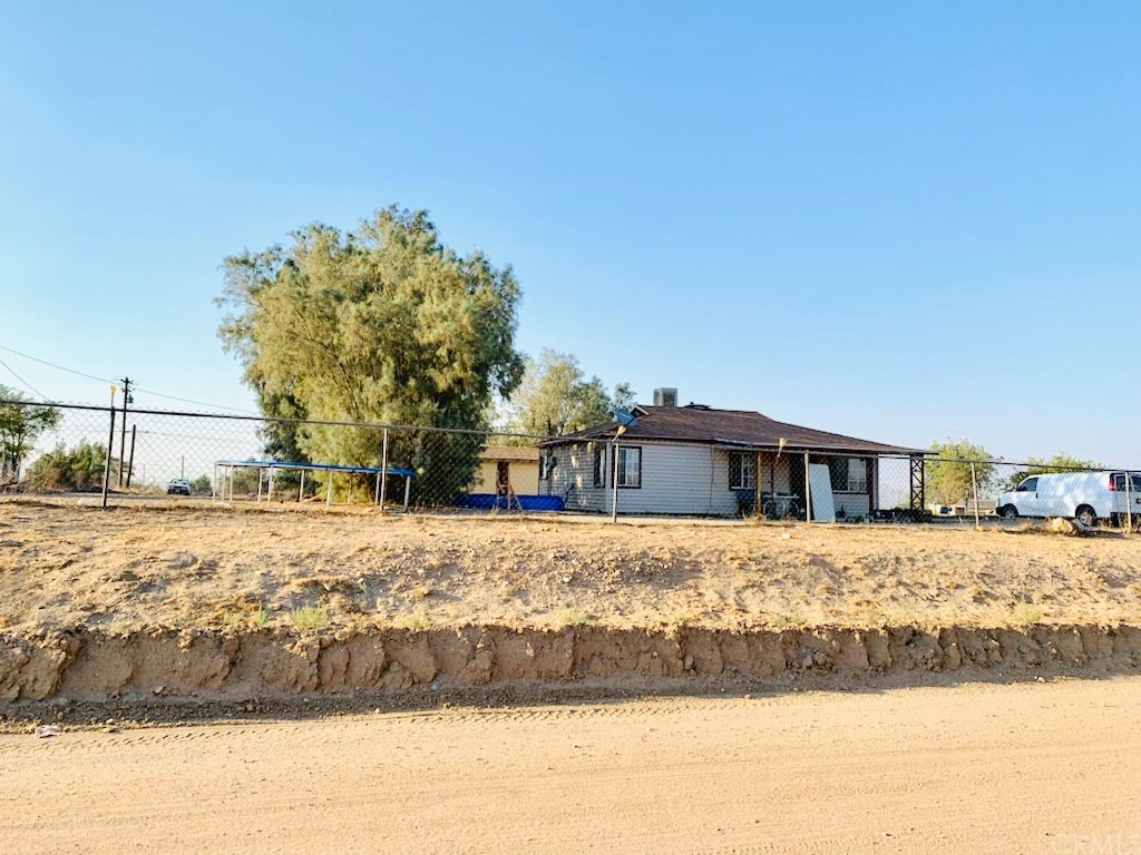 13458 Begonia Road Victorville, CA 92392 - Photo 1 of 1 Gallery Image 1
