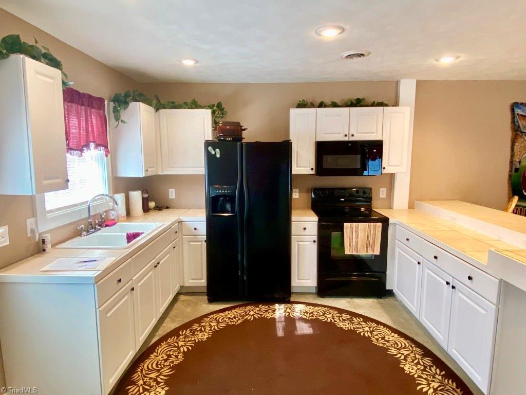 482 Nurse Road Ararat, NC 27007 - Photo 24 of 30 Gallery Image 24