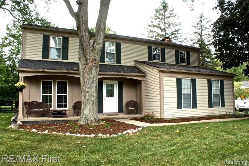 1399 West Fairview Lane Rochester Hills, MI 48306 - Photo 2 of 46