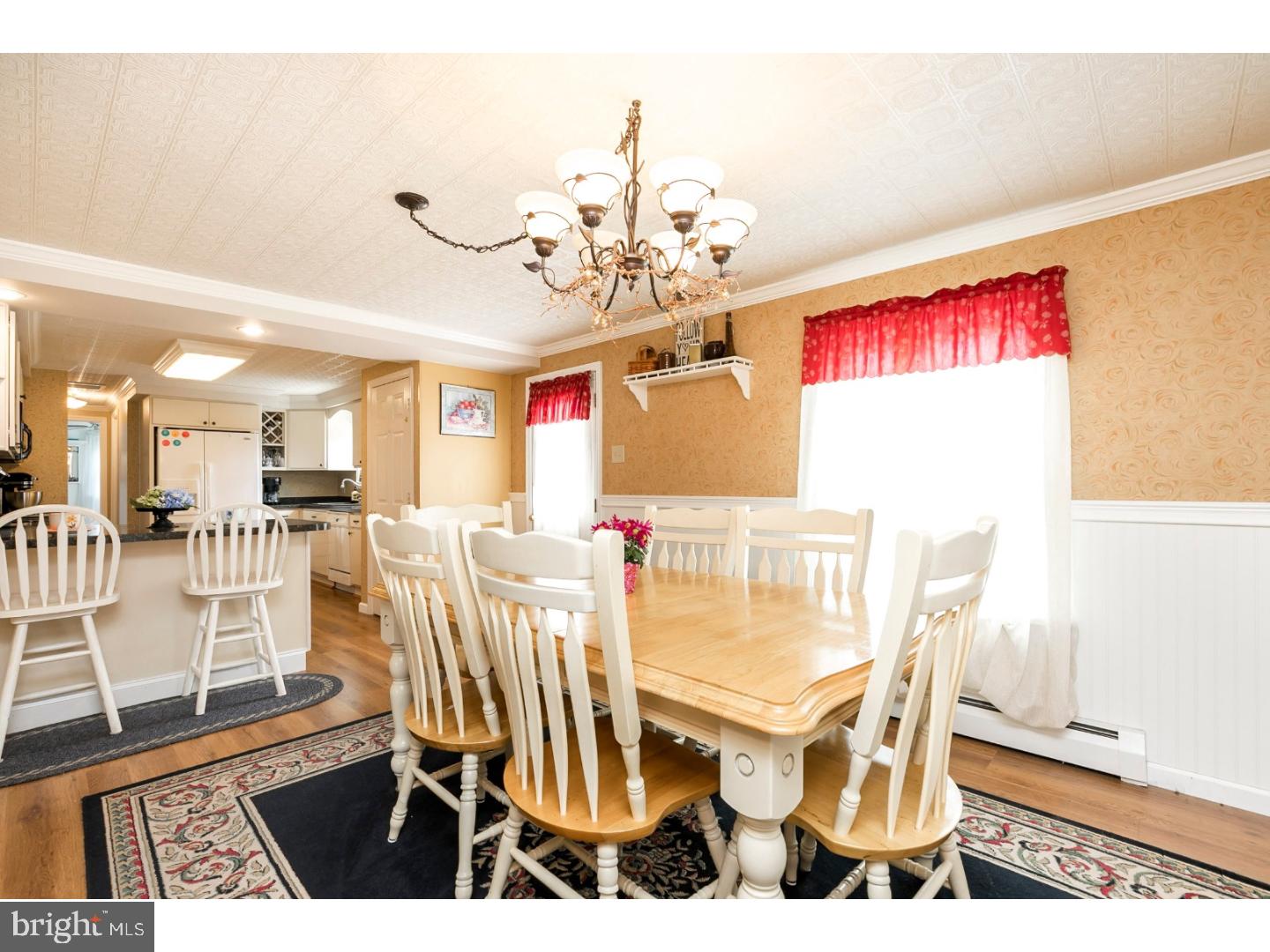 200 Warwick Road Elverson, PA 19520 - Photo 4 of 18 Breakfast Room