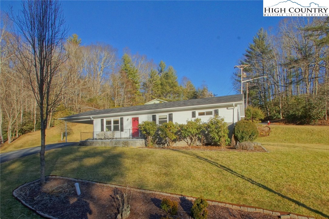 142 Mccauley Lane Boone, NC 28607 - Photo 3 of 26 Gallery Image 3