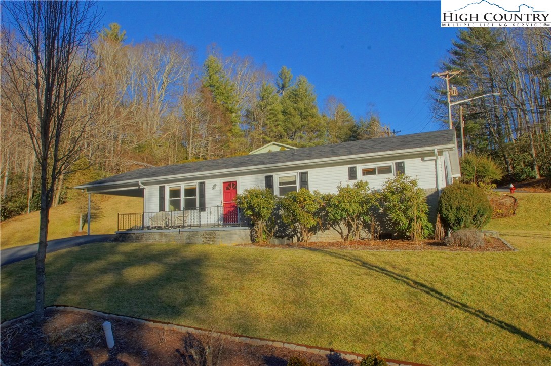 142 Mccauley Lane Boone, NC 28607 - Photo 4 of 26 Gallery Image 4