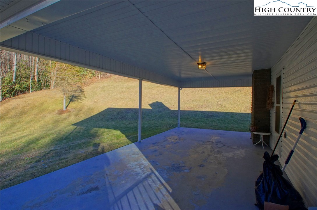 142 Mccauley Lane Boone, NC 28607 - Photo 6 of 26 Gallery Image 6