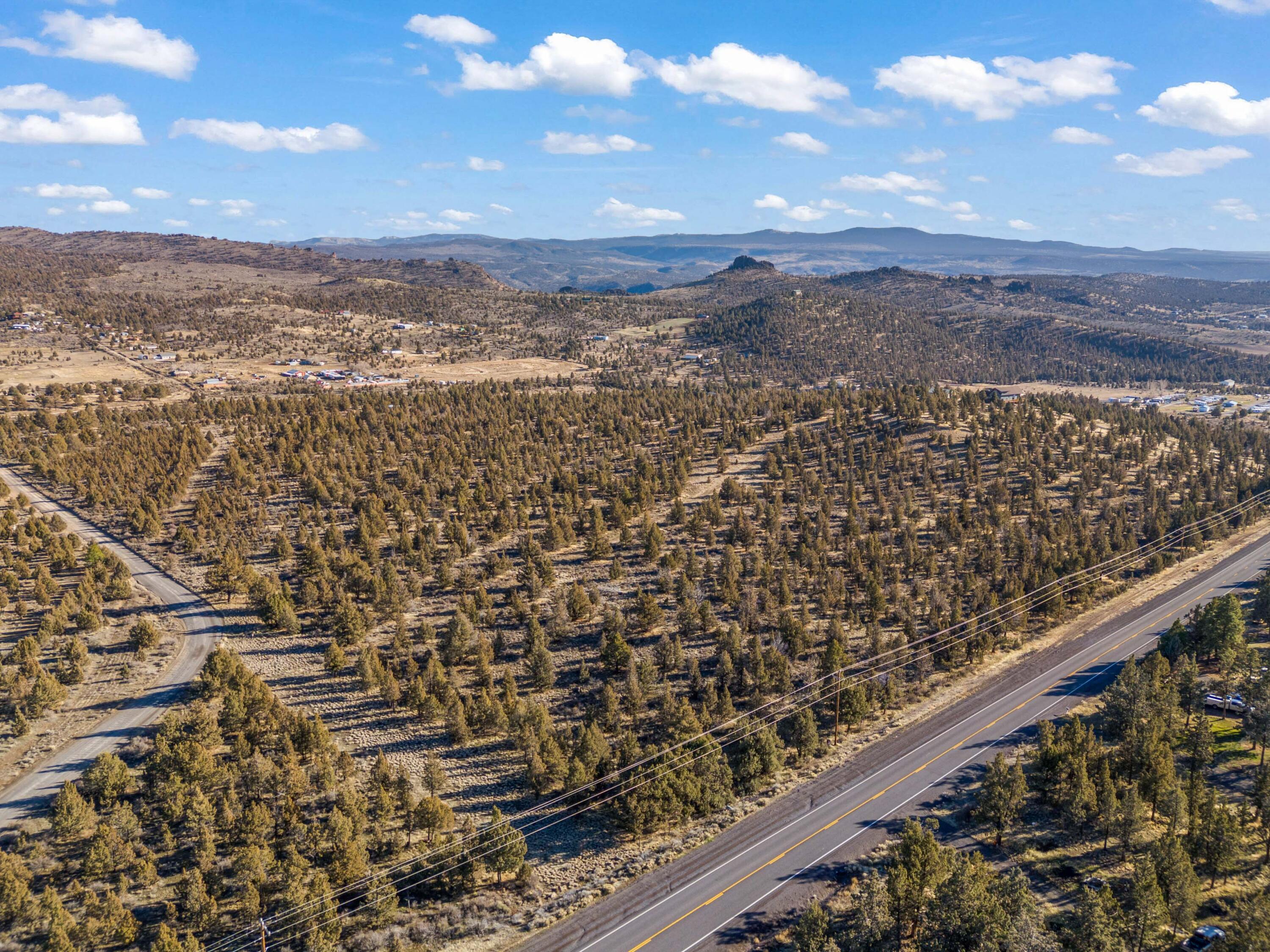 8600 Southeast Prairie Schooner Road, Unit TL8600 Prineville, OR 97754 - Photo 2 of 17 01