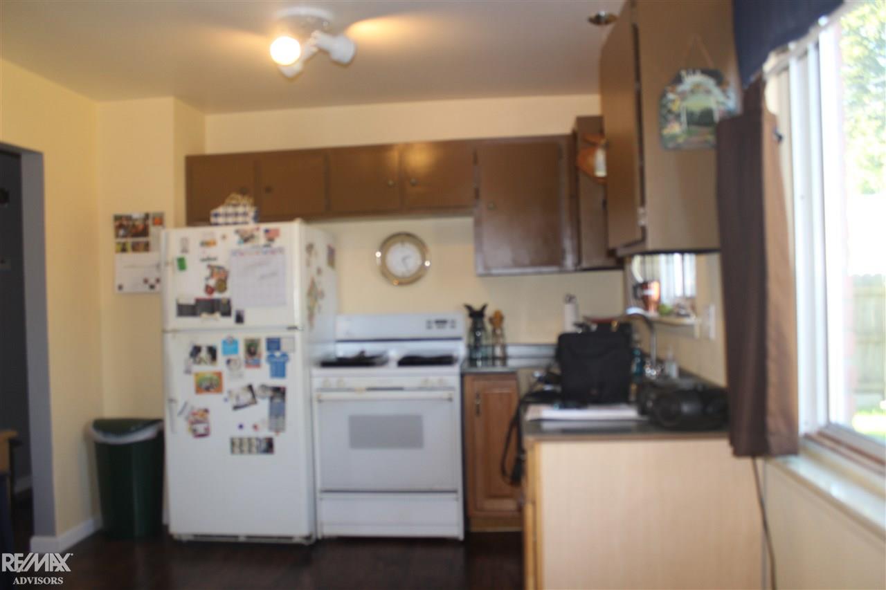 11329 Toepfer Road Warren, MI 48089 - Photo 13 of 20 31363154-12.JPG