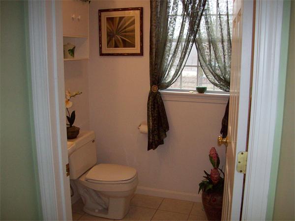 19 Lyons Road Dudley, MA 01571 - Photo 13 of 30 Gallery Image 13