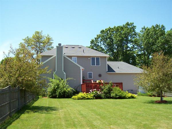 19 Lyons Road Dudley, MA 01571 - Photo 3 of 30 Gallery Image 3