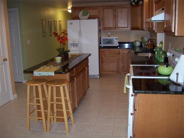 19 Lyons Road Dudley, MA 01571 - Photo 5 of 30 Gallery Image 5