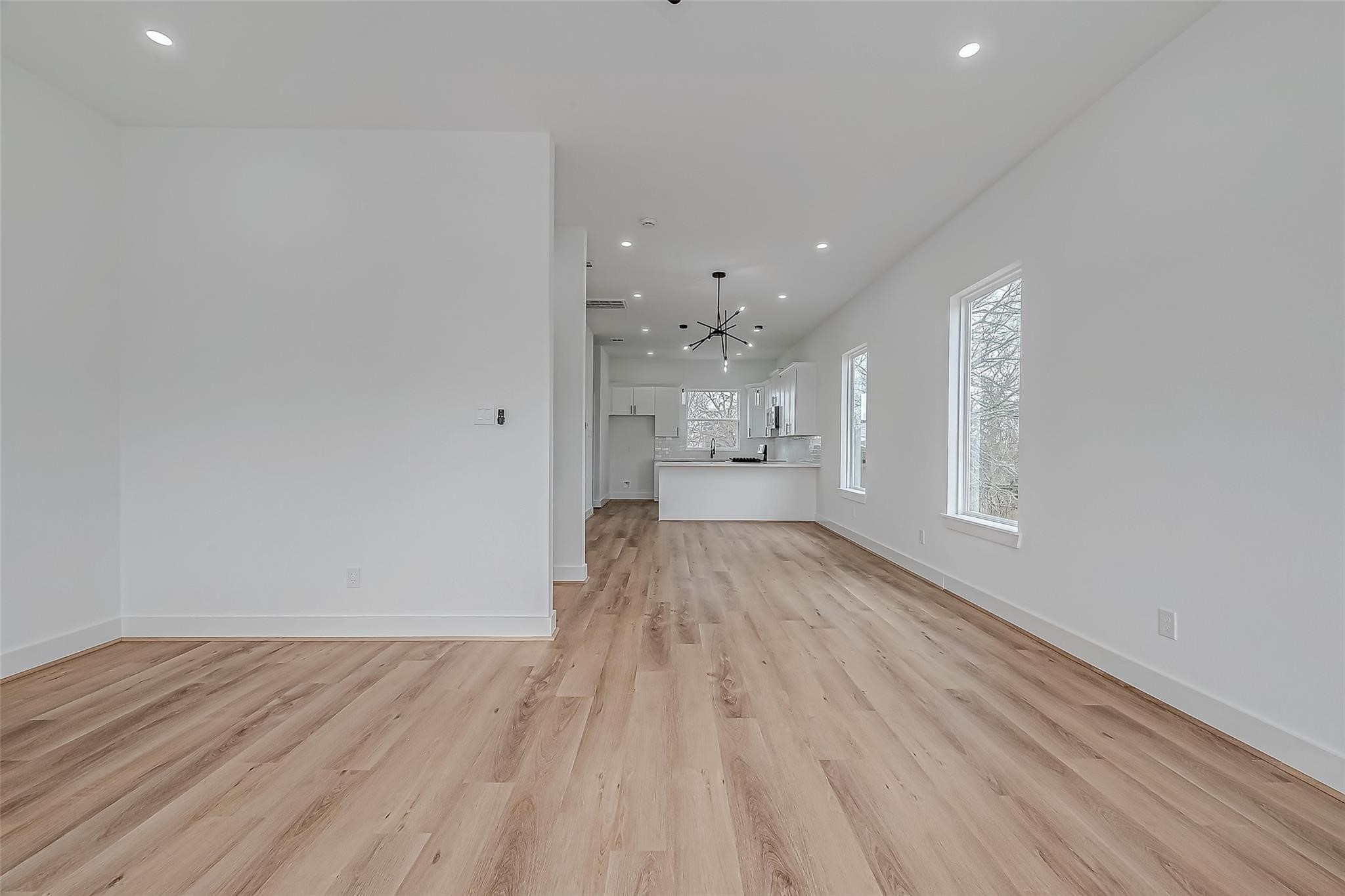 3624 Goodhope Street Houston, TX 77021 - Photo 11 of 32 a view of kitchen and natural light