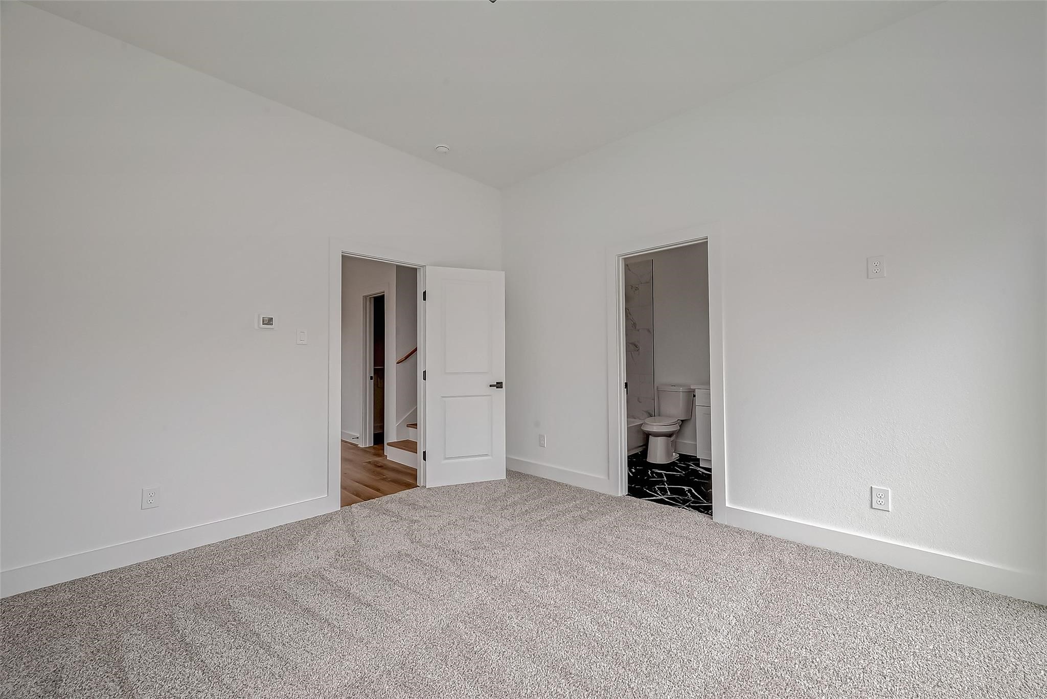 3624 Goodhope Street Houston, TX 77021 - Photo 5 of 32 a view of empty room with ceiling fan
