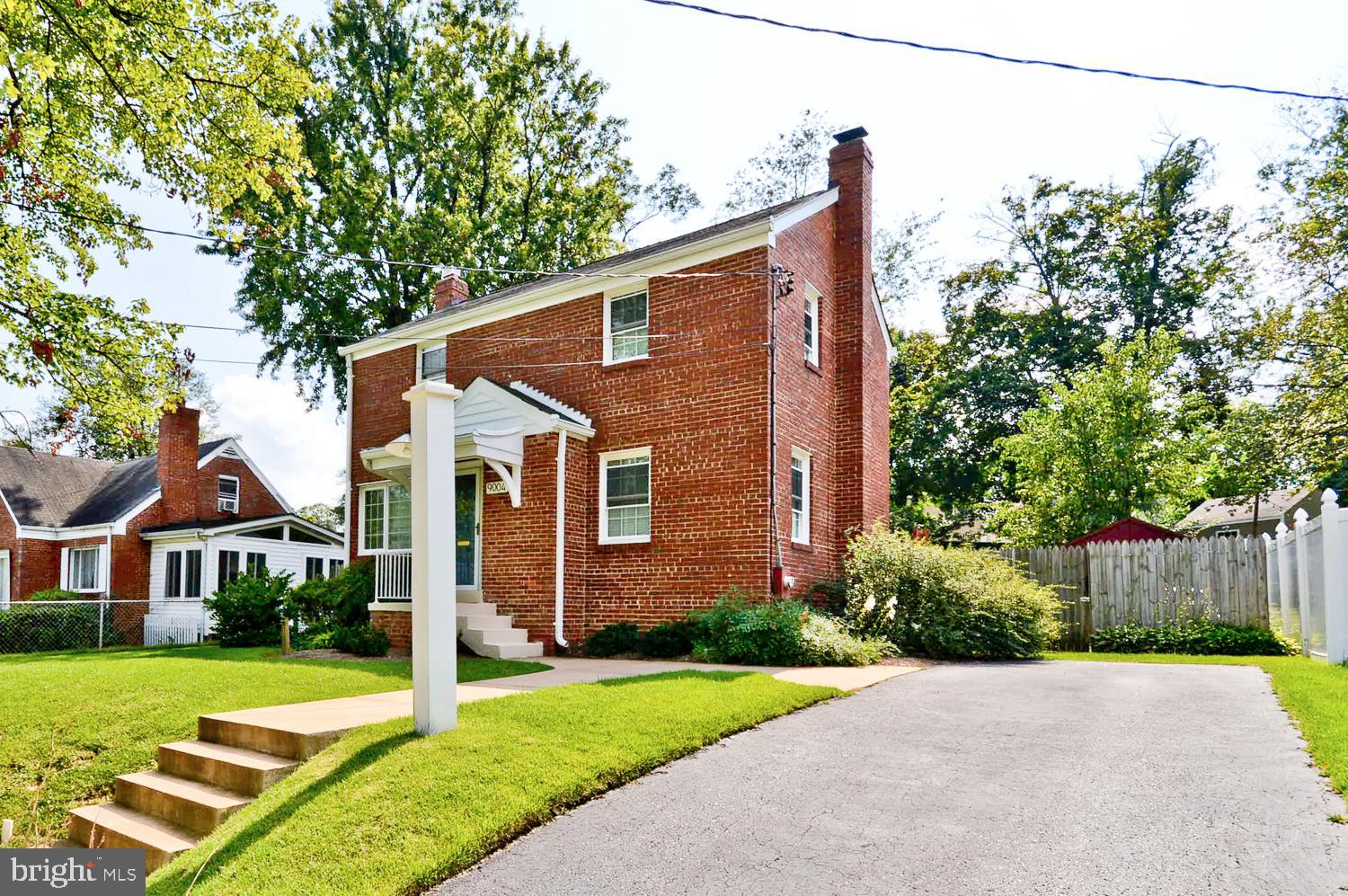 9004 Linton Street Silver Spring, MD 20901 - Photo 3 of 59 Gallery Image 3