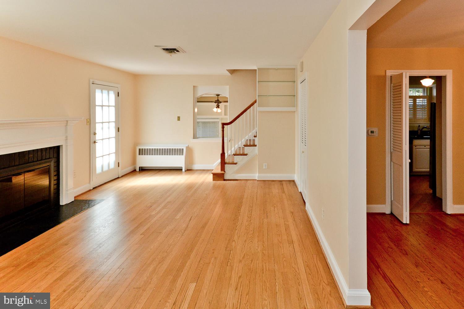 9004 Linton Street Silver Spring, MD 20901 - Photo 7 of 59 Spacious and Bright Living Room
