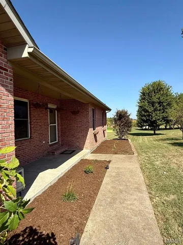 $398,000 | 60 Red Cedar, Perryville, MO 63775