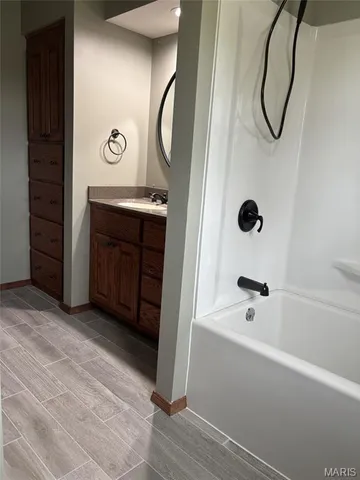 $398,000 | 60 Red Cedar, Perryville, MO 63775