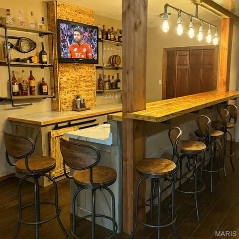 $398,000 | 60 Red Cedar, Perryville, MO 63775