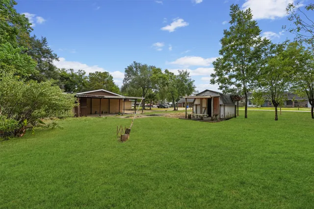 $289,999 | 632 Meadowlawn Street, Shoreacres, TX 77571