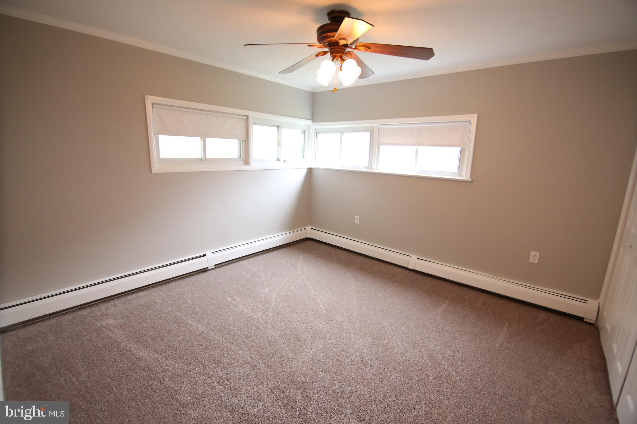 21 Goodturn Road Levittown, PA 19057 - Photo 15 of 30
