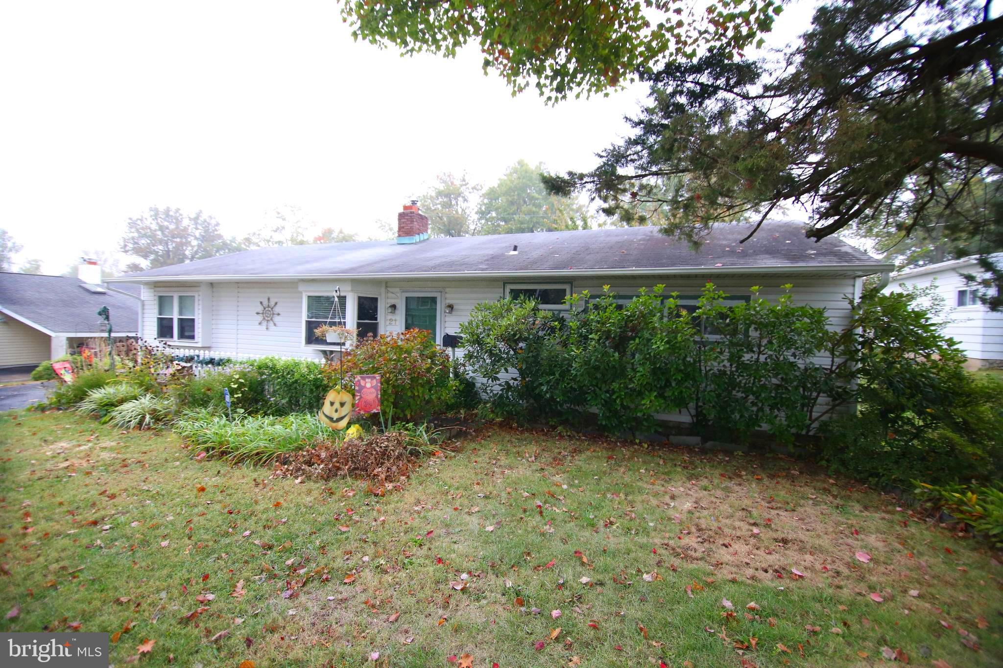 21 Goodturn Road Levittown, PA 19057 - Photo 6 of 30