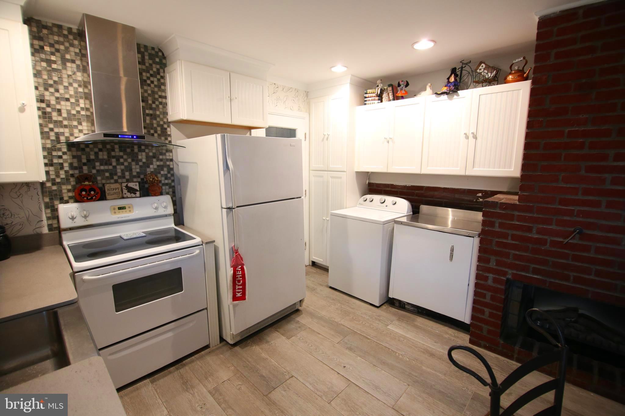 21 Goodturn Road Levittown, PA 19057 - Photo 10 of 30