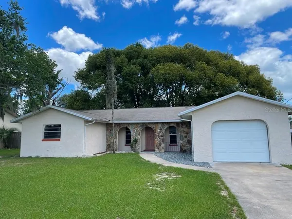 $235,000 | 10910 Southeast 51st Court, Belleview, FL 34420
