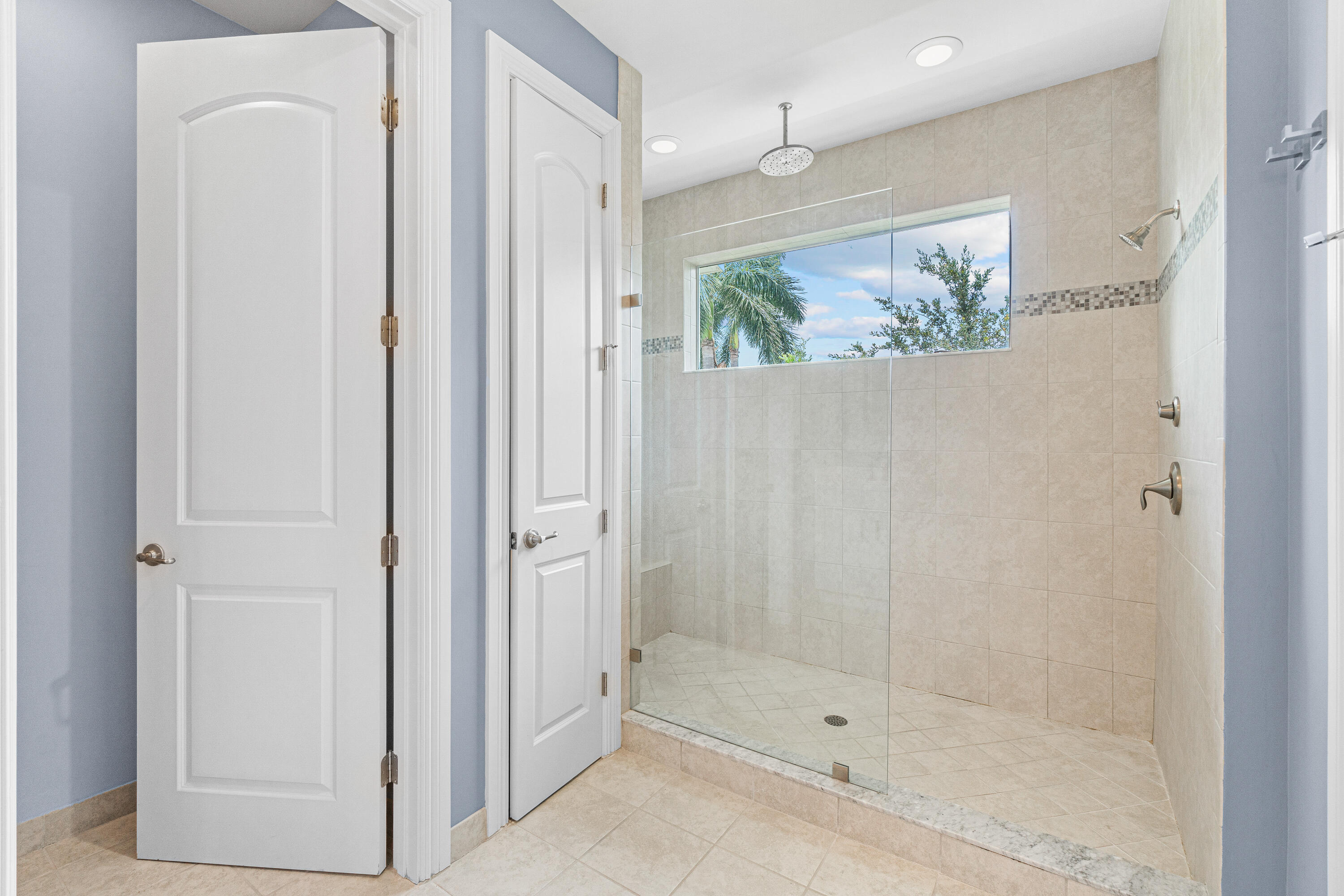 100 Northwest 69th Circle, Unit 13 Boca Raton, FL 33487 - Photo 20 of 45 shower